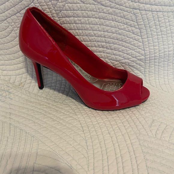 Thinning out my shoes. - Picture 2 of 3